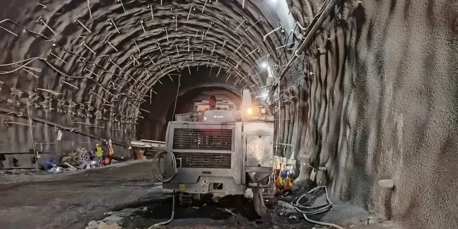 Monitoreo Geotécnico de Excavaciones en Alto Hospicio: Control en Suelos Salinos